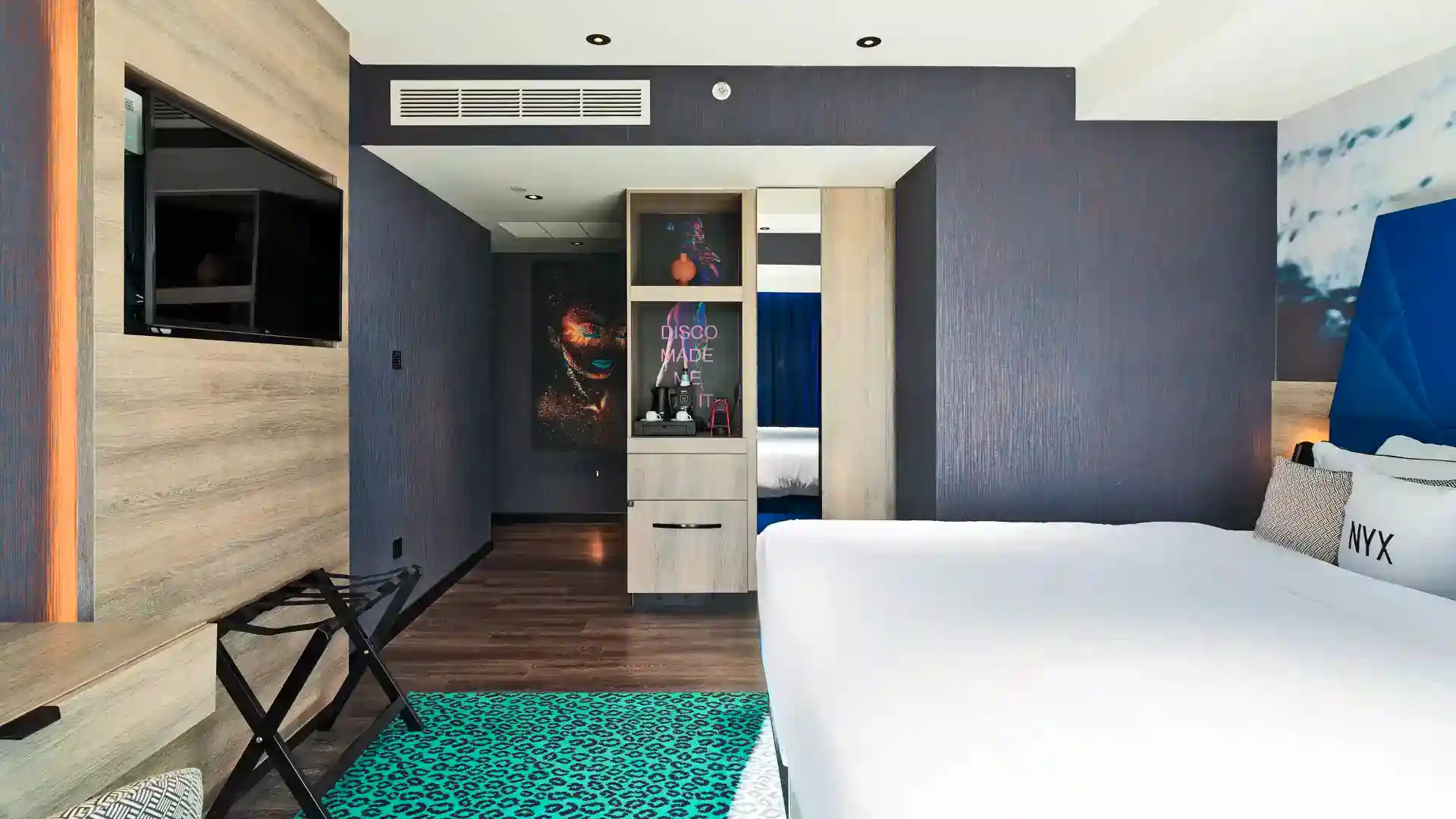 NYX Hotels - photoThumb_8